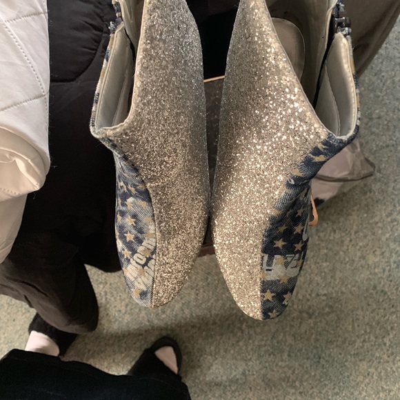 Booties - Picture 6 of 6